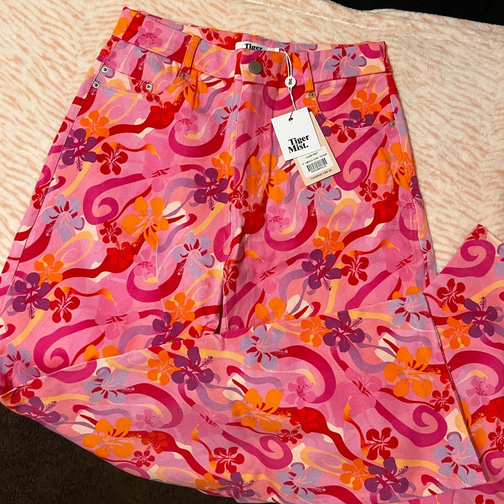 Fashionable Baggy Jeans